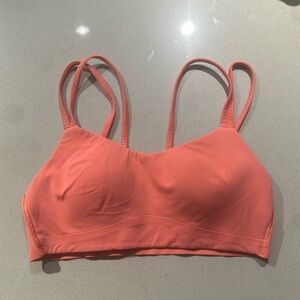 Lululemon sports bra size 4